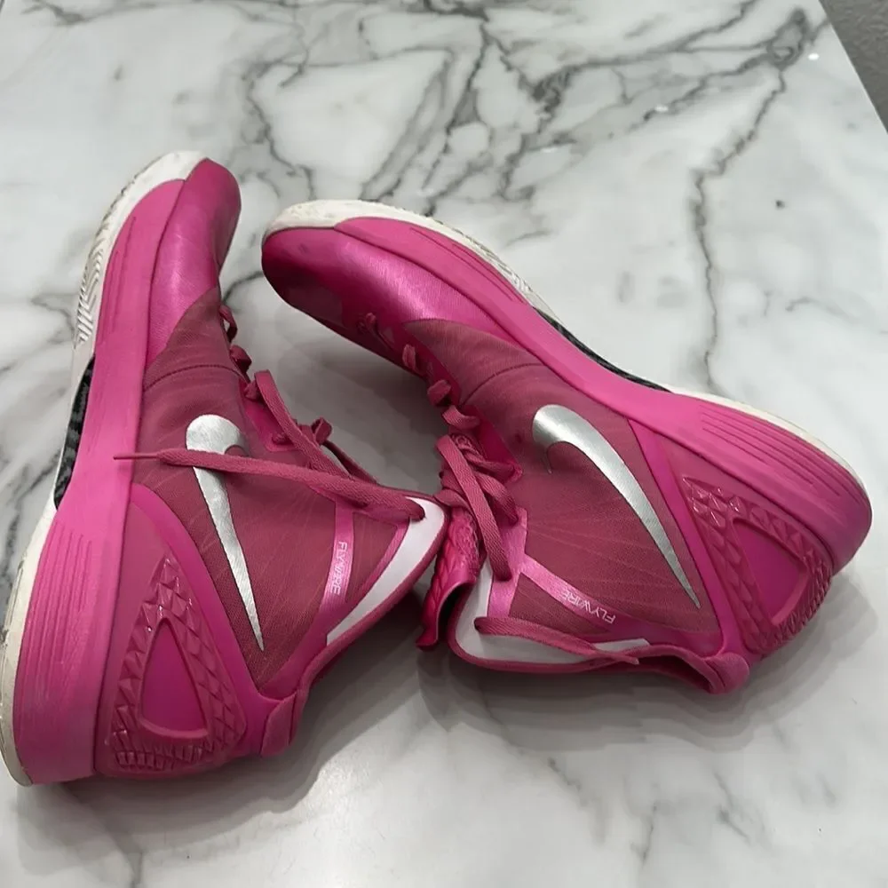 Nike Zoom Hyperdunk 2011‎  “Pink Fire”